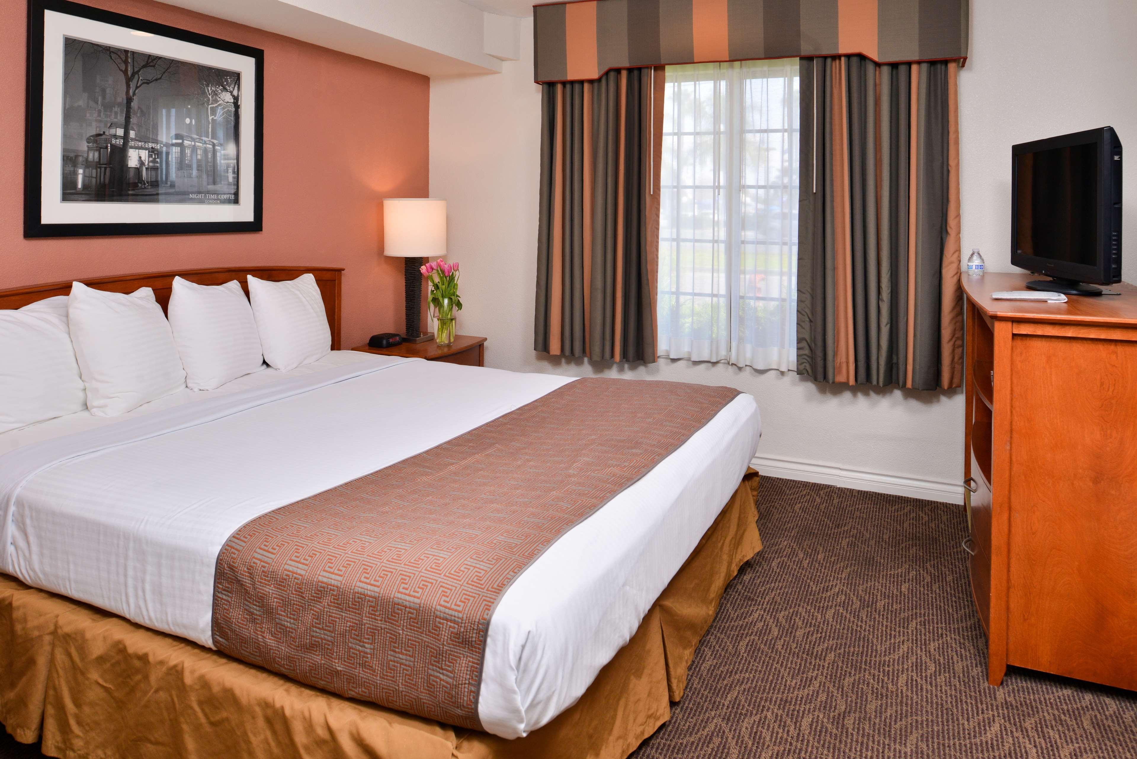 Best Western Palm Garden Inn Westminster Bagian luar foto