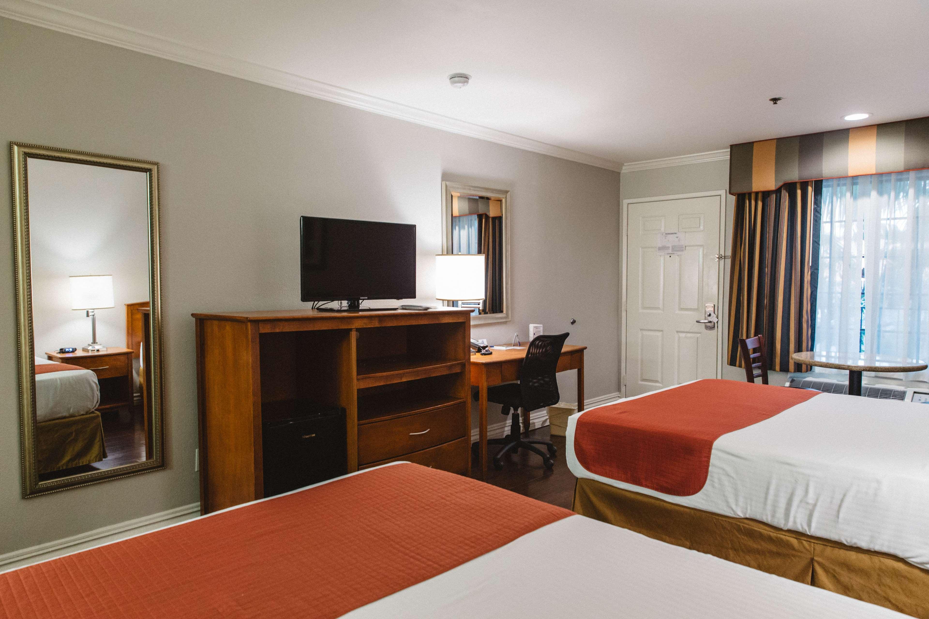 Best Western Palm Garden Inn Westminster Bagian luar foto
