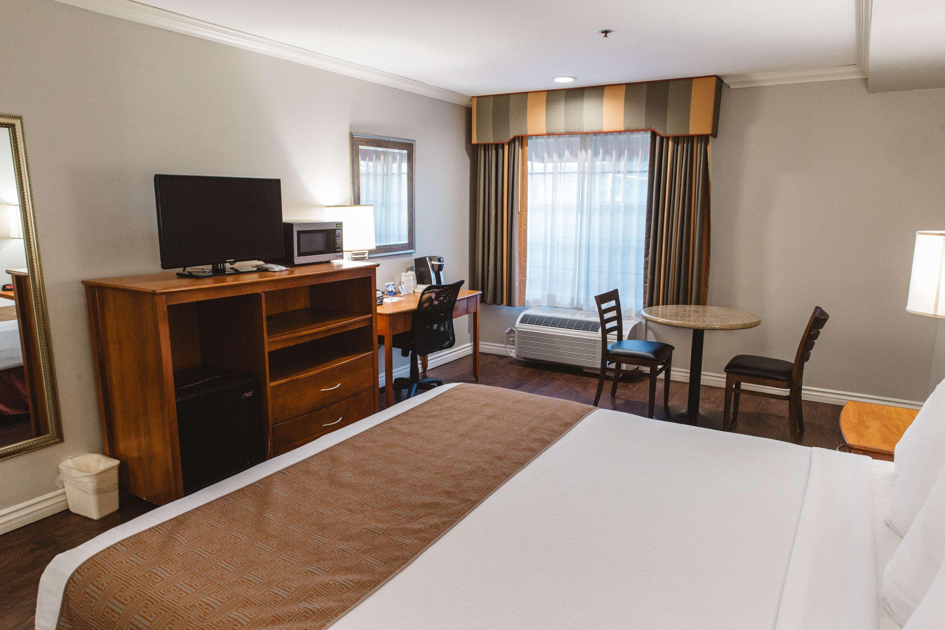 Best Western Palm Garden Inn Westminster Bagian luar foto